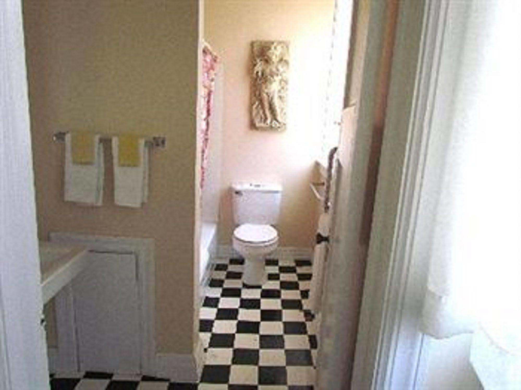 Macarthur Inn Narrows Værelse billede